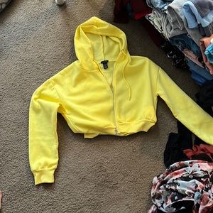 Cropped light hoodie